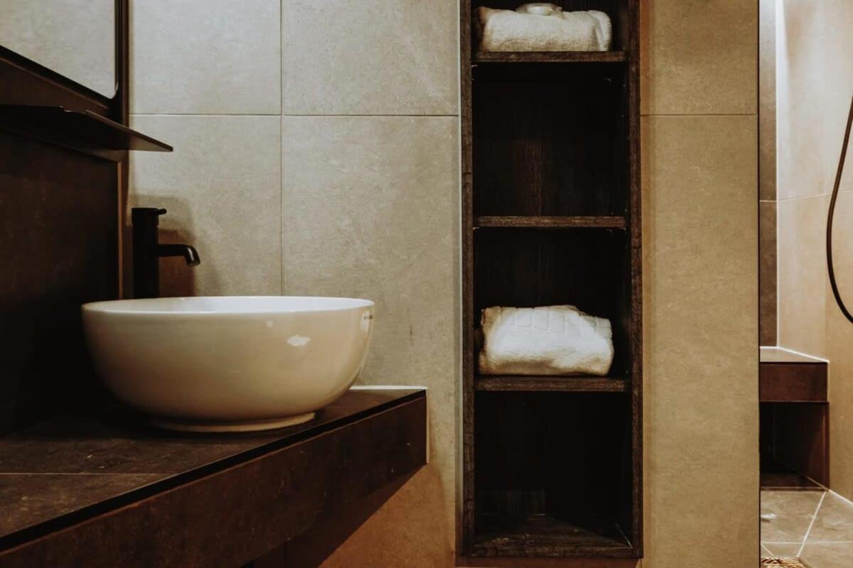 Clifton 32 - Apartment 1 - Hopewell บริสตอล ภายนอก รูปภาพ